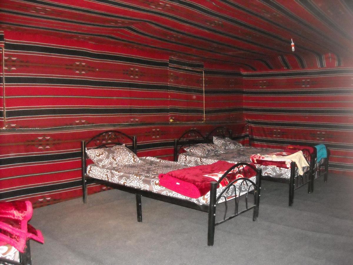 Bedouin House Camp Hotell Wadi Rum Exteriör bild
