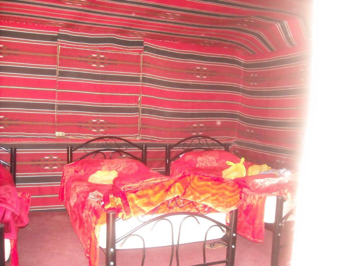 Bedouin House Camp Hotell Wadi Rum Exteriör bild
