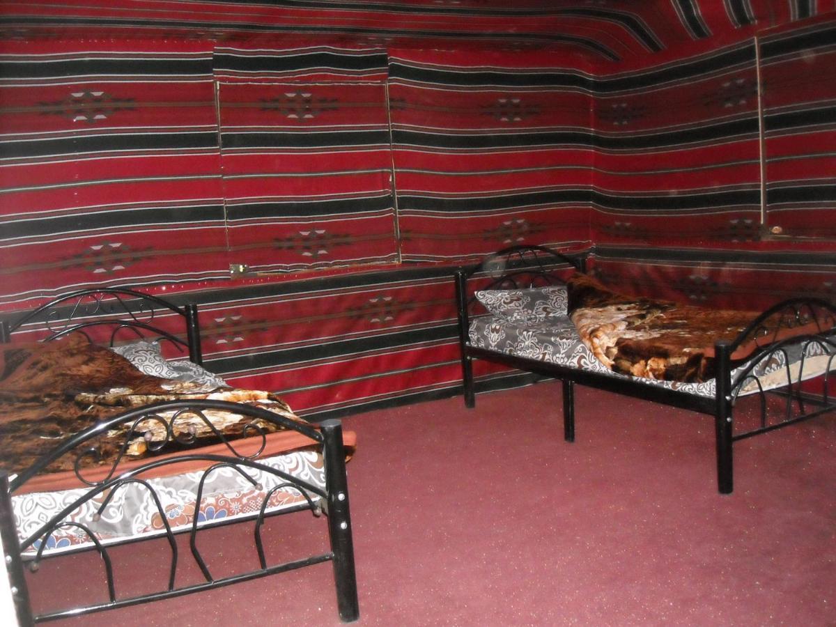 Bedouin House Camp Hotell Wadi Rum Exteriör bild