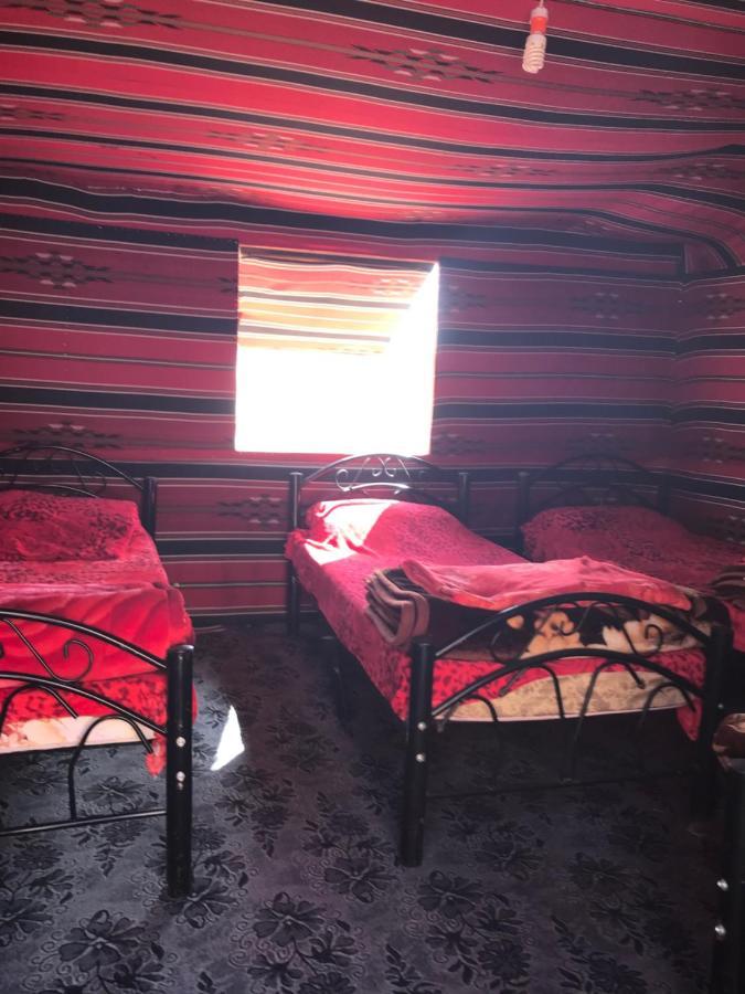 Bedouin House Camp Hotell Wadi Rum Exteriör bild